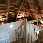 Vakantiehuis Maison De Charme A Guchan Avec Vue Sur La Montagne Et Jacuzzi Guchen