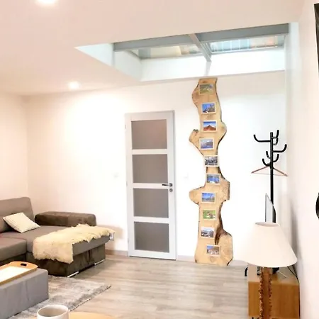 Casa vacanze Maison De Charme à Guchan Avec Vue Sur La Montagne Et Jacuzzi Guchen