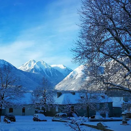 Maison De Charme A Guchan Avec Vue Sur La Montagne Et Jacuzzi Guchen