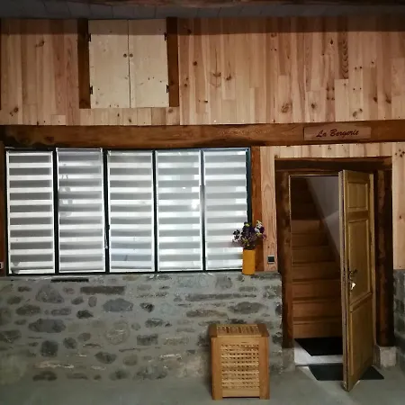 Maison De Charme à Guchan Avec Vue Sur La Montagne Et Jacuzzi * Guchen