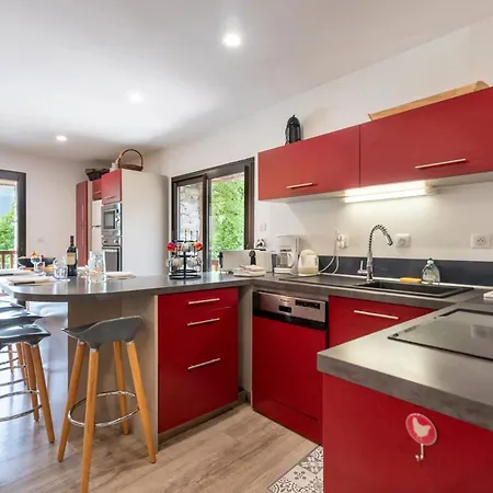 Casa vacanze Maison De Charme à Guchan Avec Vue Sur La Montagne Et Jacuzzi