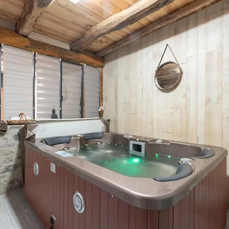 Maison De Charme A Guchan Avec Vue Sur La Montagne Et Jacuzzi * Guchen