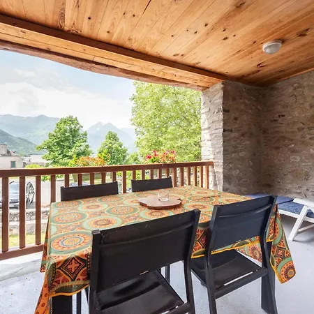 Ferienhaus Maison De Charme A Guchan Avec Vue Sur La Montagne Et Jacuzzi
